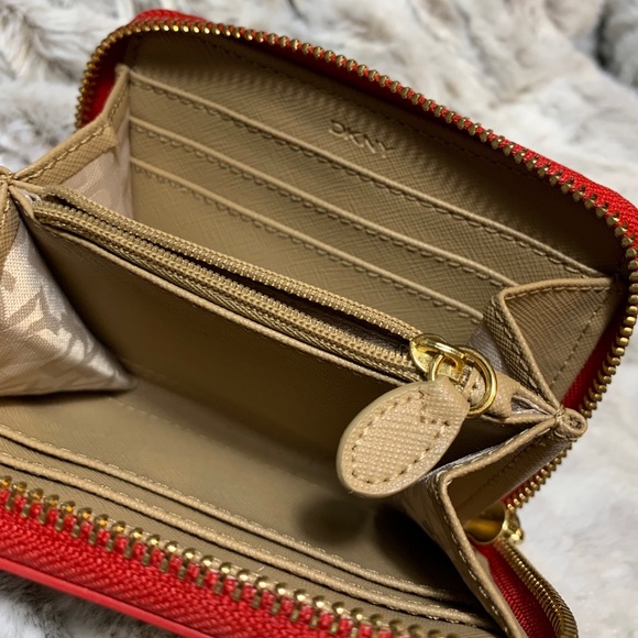 DKNY Zip Around Red Classic Logo Leather Wallet - Picture 6 of 7